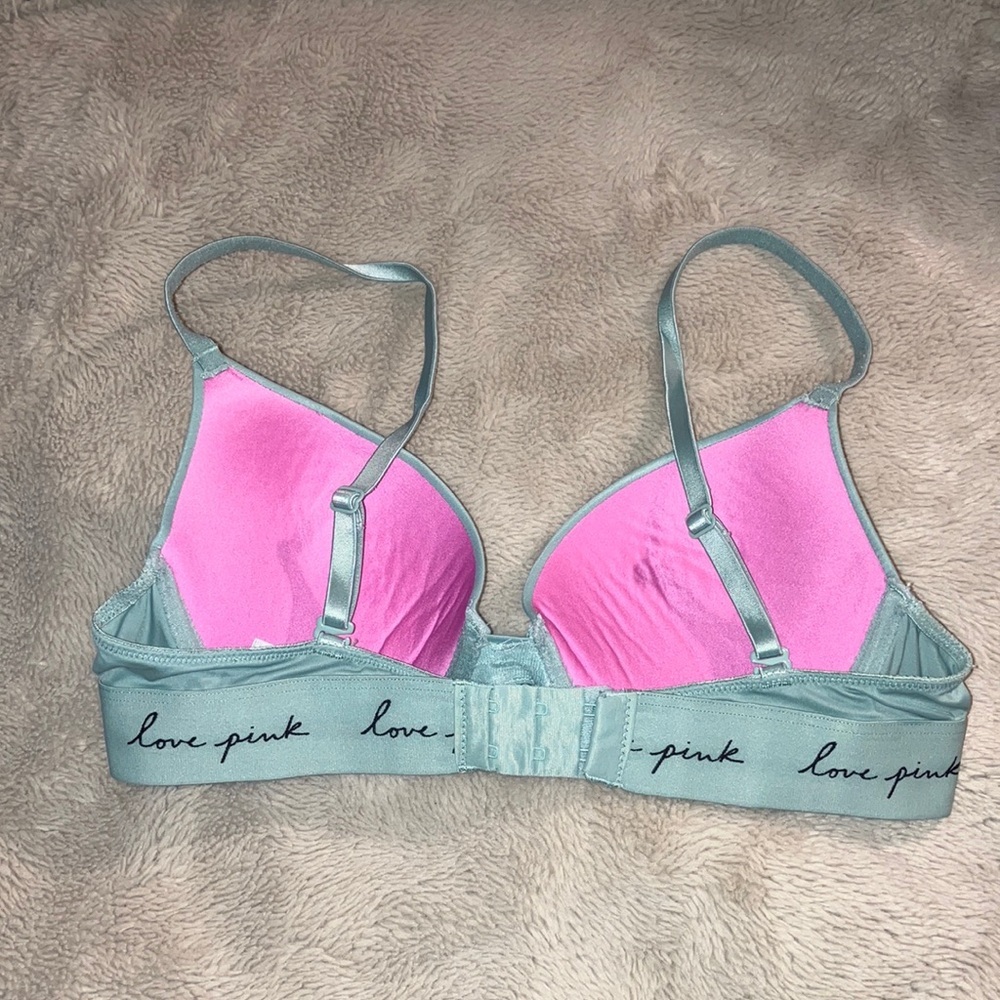 ๐4 for $20 VS Pink Wear Everywhere Push-Up, size 34B - Picture 3 of 10